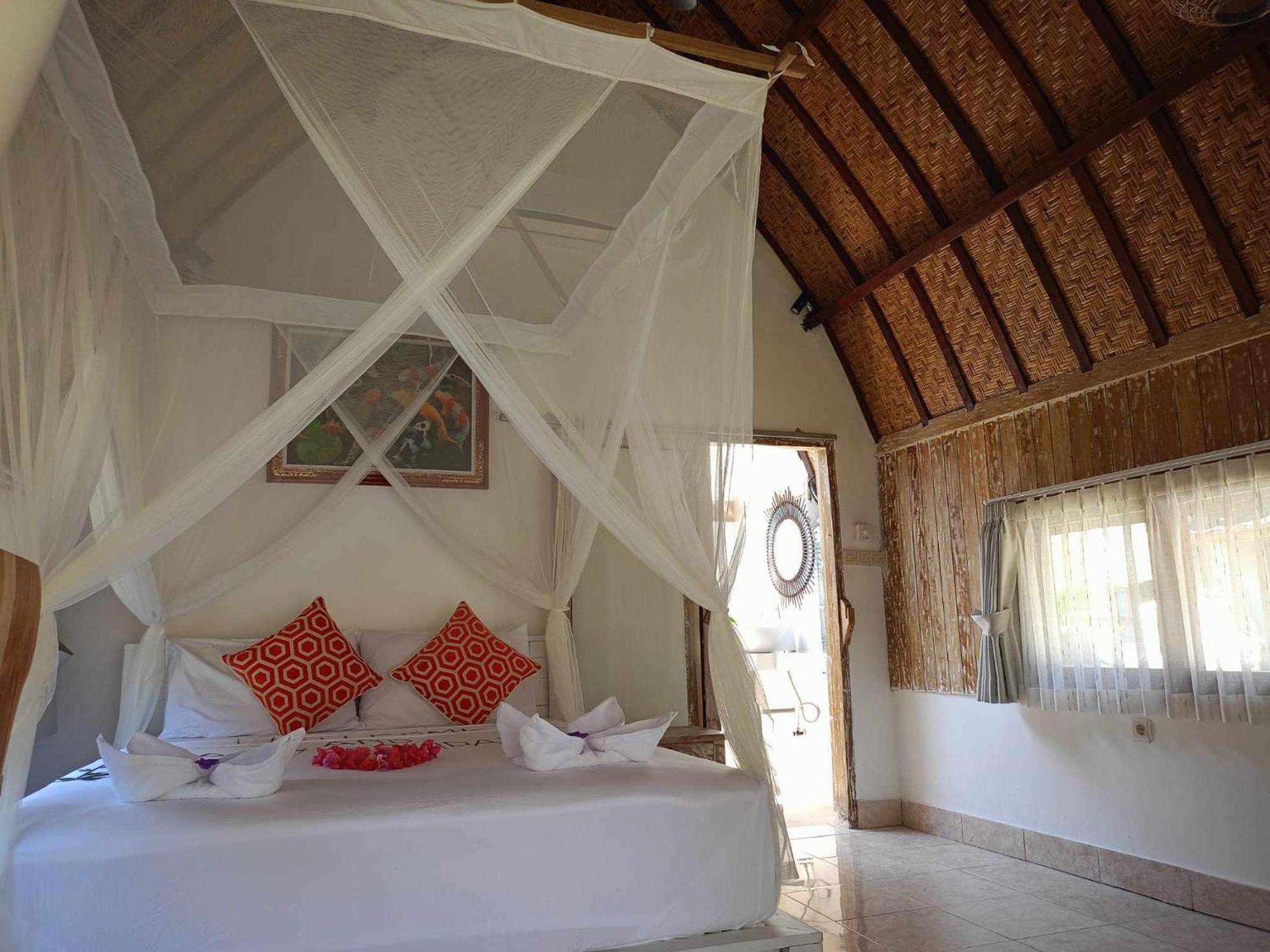 Bintang Tiga Bungalows Gili Air Exterior foto