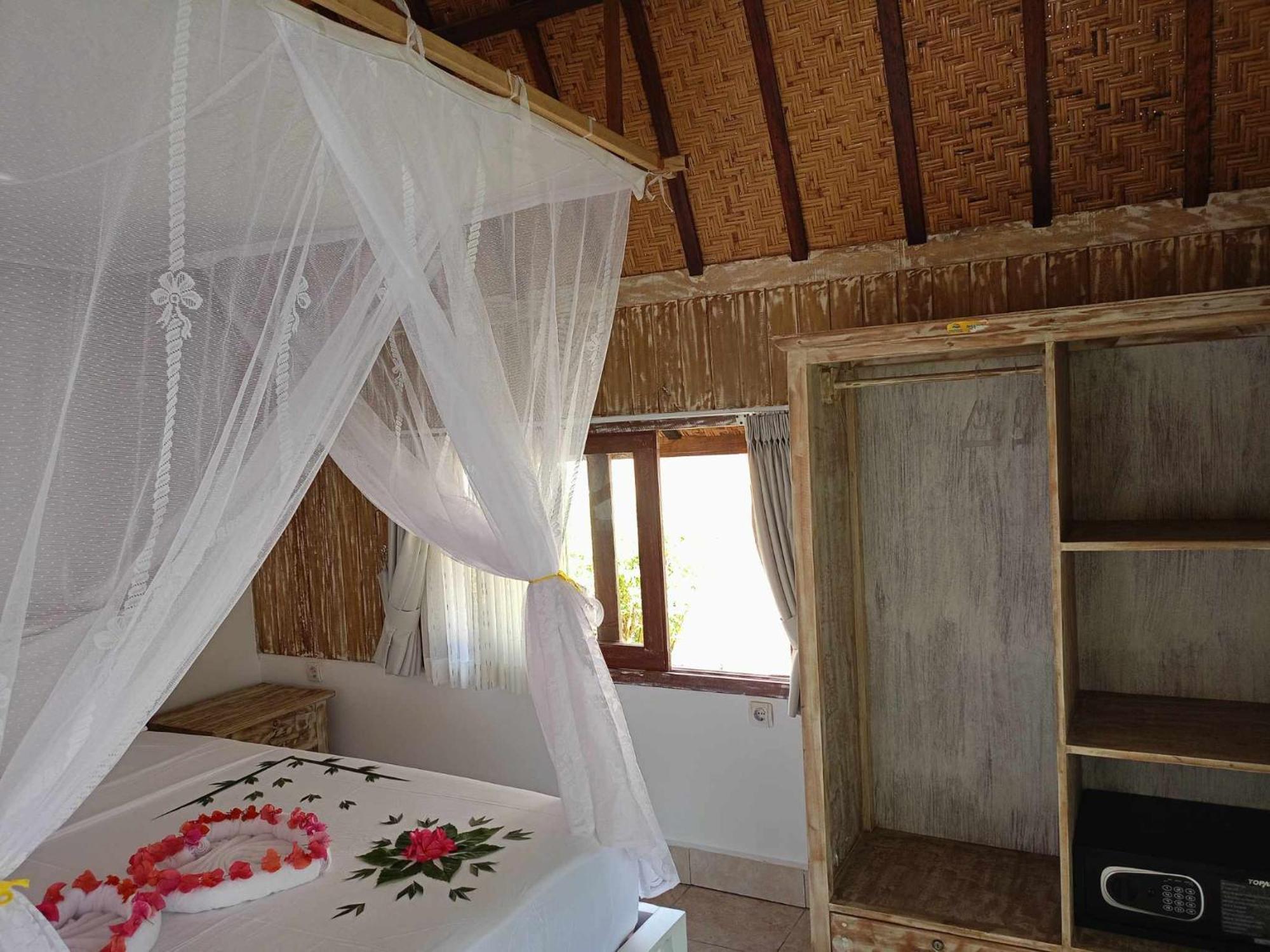 Bintang Tiga Bungalows Gili Air Exterior foto