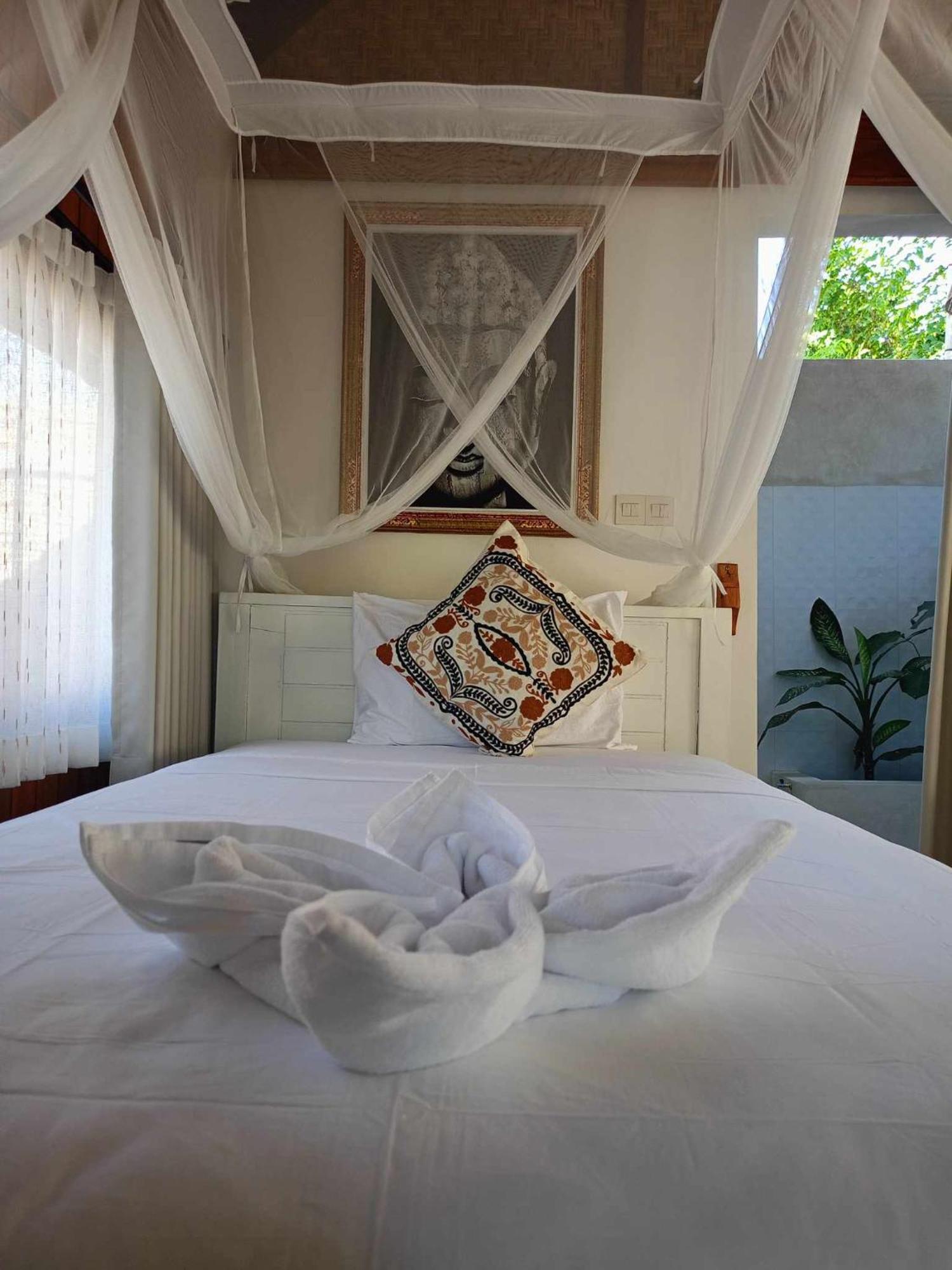 Bintang Tiga Bungalows Gili Air Exterior foto