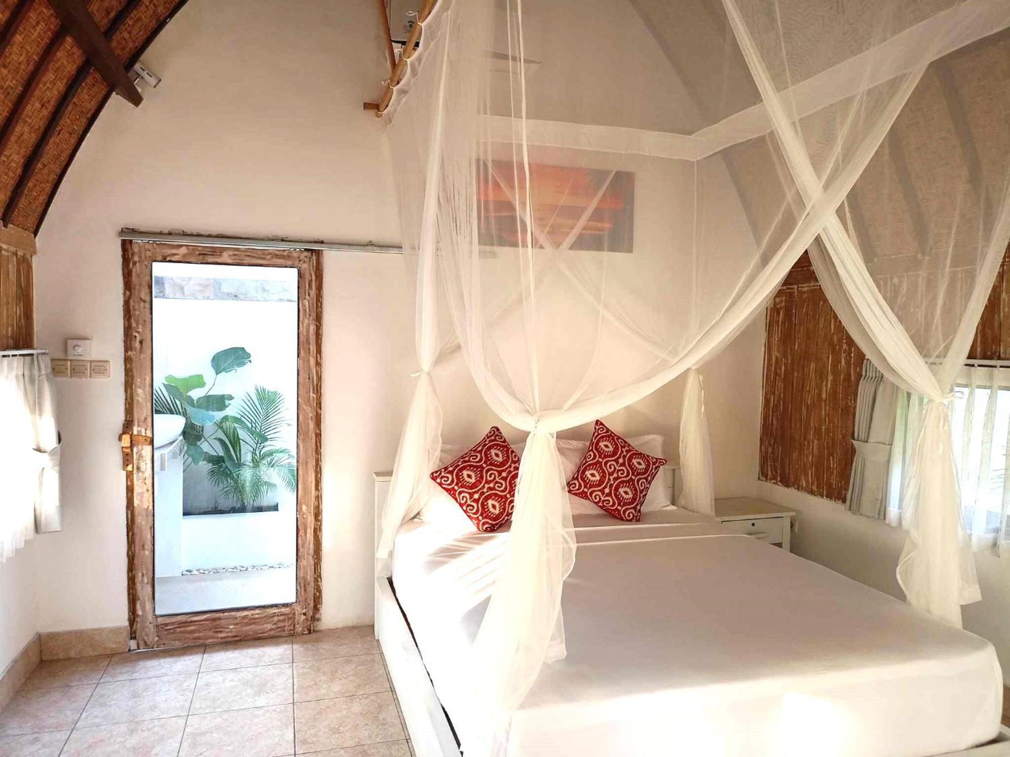 Bintang Tiga Bungalows Gili Air Exterior foto